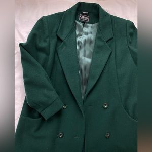 Karizma 100% wool coat women’s size 12p // green wool long pea coat vintage
